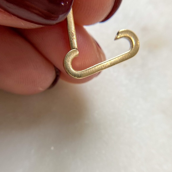 14K Yellow Gold Carabiner Clasp Charm - Picture 2 of 3